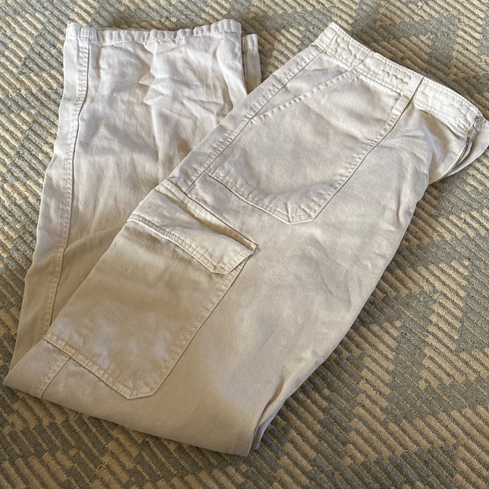Womens Zara cargo pants size 10